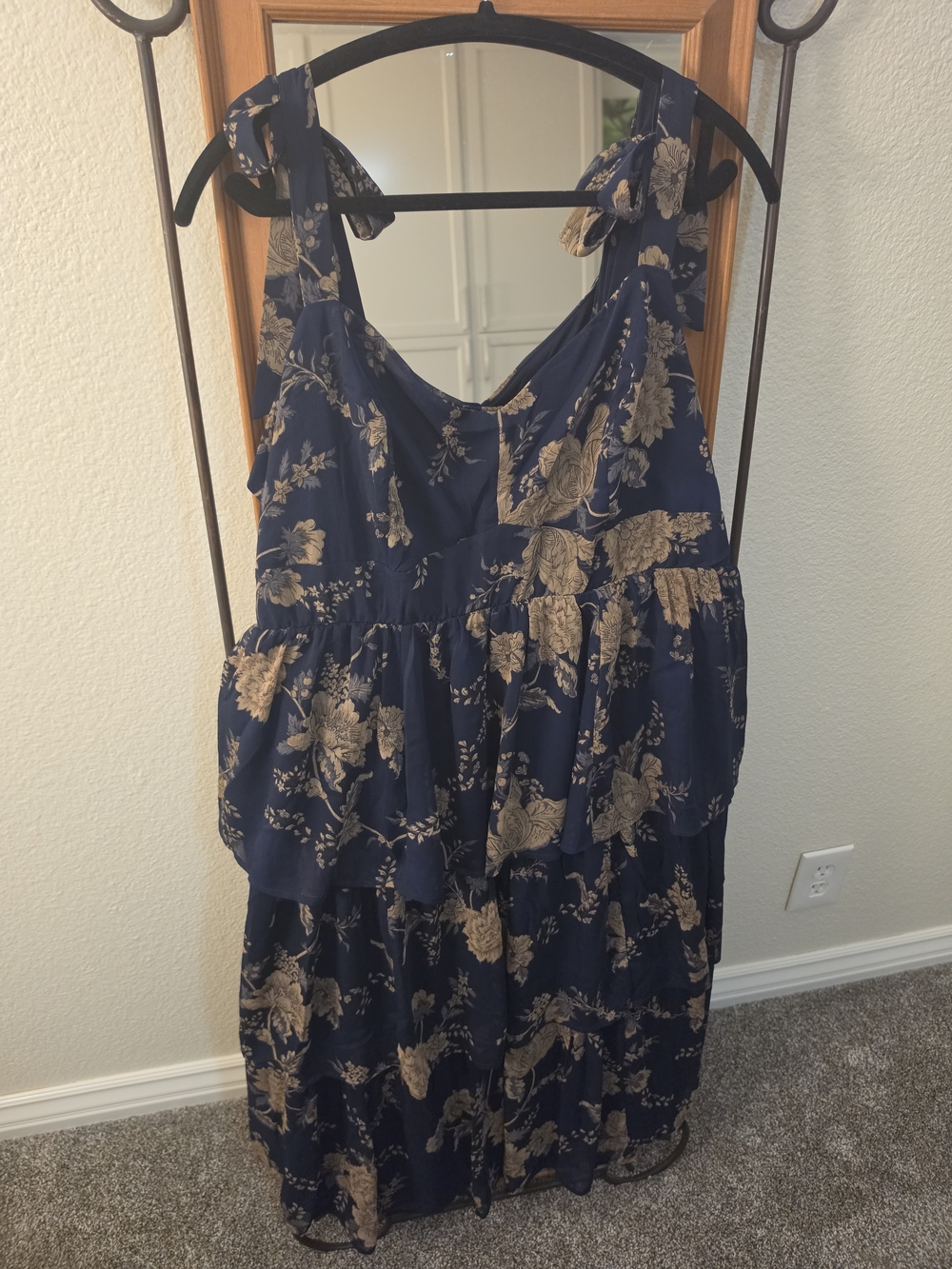 torrid Navy Floral Tie-Strap Midi Dress